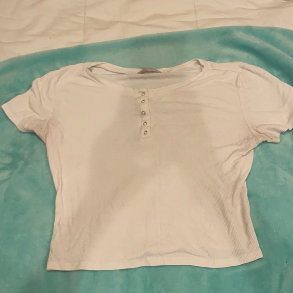 Cute white top